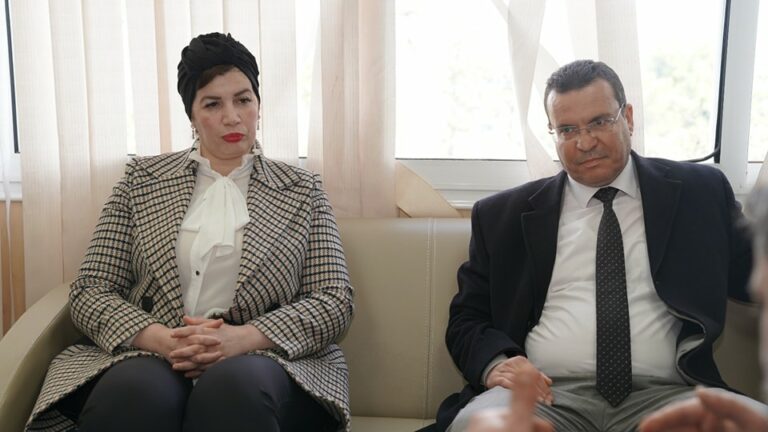وزيرة الثقافة والفنون تثمّن المجهودات المبذولة من جميع الأطراف للرقي بالصرح الثقافي العريق