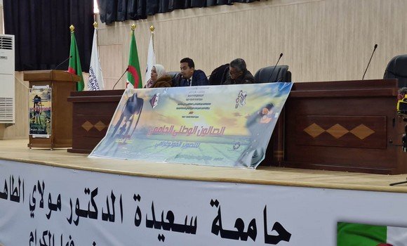 الصالون الوطني للتصوير الفتوغرافي بسعيدة: فوز الطالبة دلباز زينب بالمرتبة الأولى لأحسن صورة فوتوغرافية