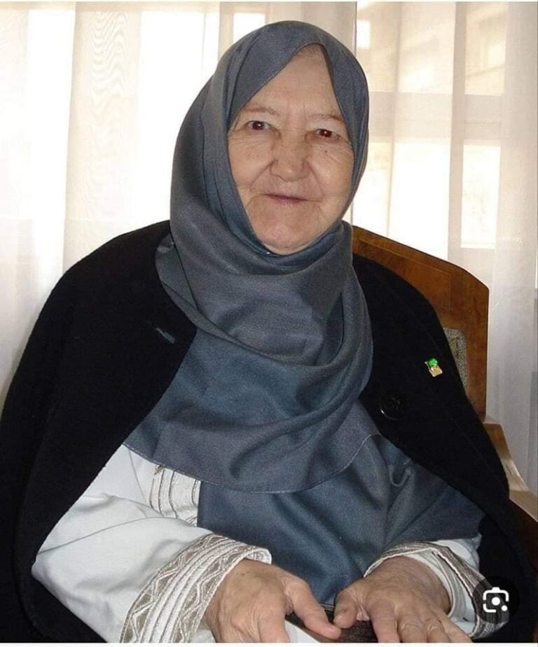 وزير المجاهدين السيد العيد ربيقة يعزي في وفاة حفيدة الأمير عبد القادر