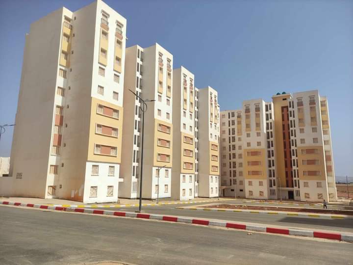 وهران : توزيع 1300 مسكن ببلدية المحقن