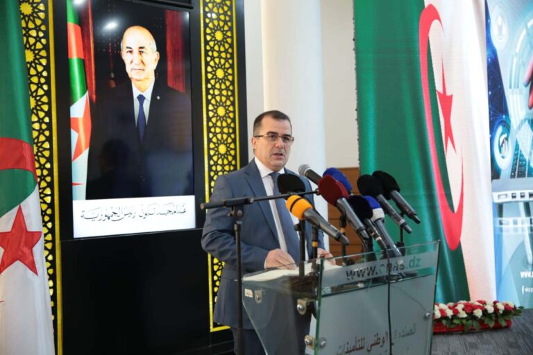 وزير العمل والتشغيل والضمان الاجتماعي يشرف على فعاليات اليوم الإعلامي حول الرقمنة في القطاع