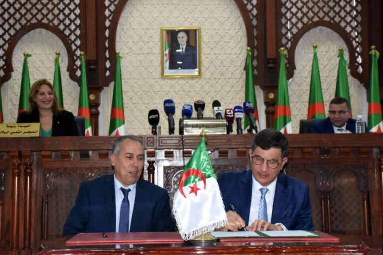 والي الجزائر العاصمة يشرف على مراسم تنصيب 11 واليا منتدبا