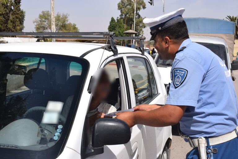 الشلف : إطلاق حملات تحسيسية لفائدة سائقي المركبات حول السلامة المرورية