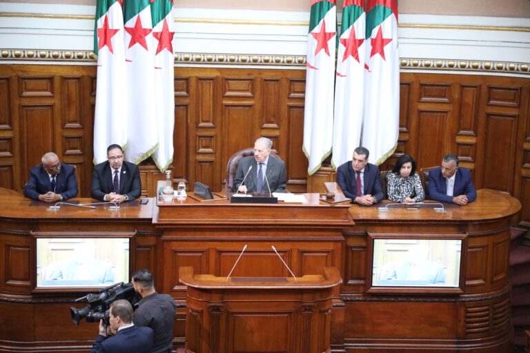 المصادقة على نواب رئيس مجلس الأمة (أعضاء المكتب) بعنوان سنة 2023