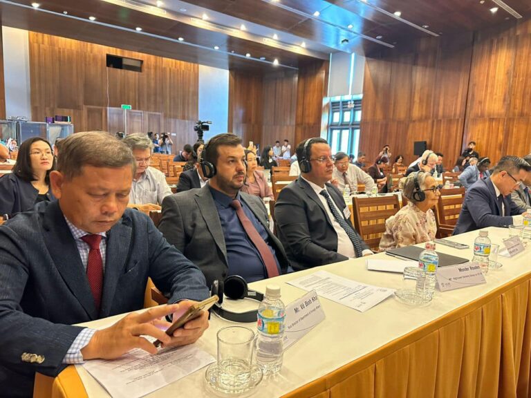 النائبان بودن وبوشويط يشاركان في افتتاح أشغال ورشة عمل “العلم من أجل السلام”