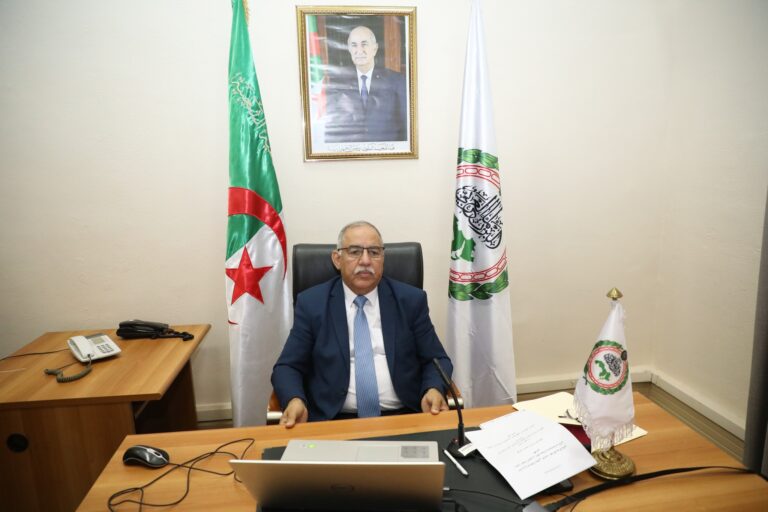 البرلمان العربي يؤكد أهمية تعزيز أمن المناطق الحدودية بين دول منطقة الساحل في مواجهة التنظيمات الإرهابية