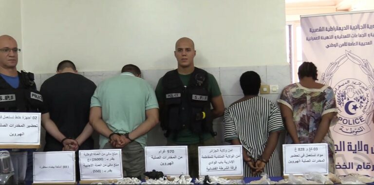 شرطة باب الوادي بالعاصمة تطيح بشبكة تروج المخدرات والحبوب المهلوسة في الأحياء