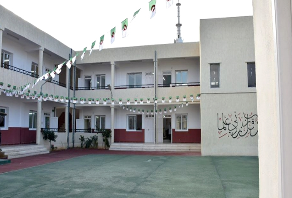 غليزان : 6 مجمعات مدرسية جديدة و22 قسم بيداغوجي