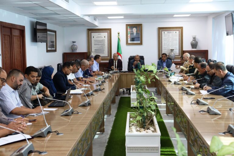 تيارت : الانطلاق في مشاريع التحسين الحضري