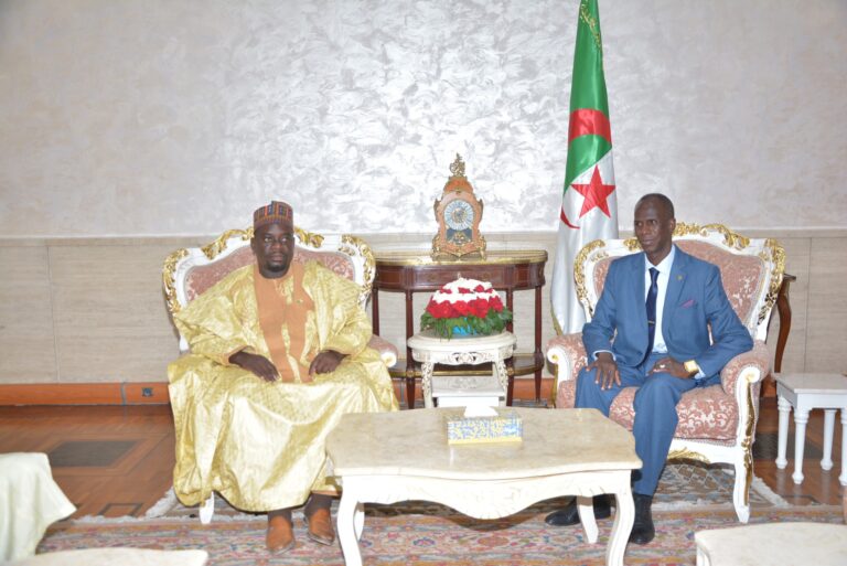 نائب رئيس المجلس الشعبي الوطني يستقبل رئيس مؤسسة الإمام الشيخ محمد بن عبد الكريم المغيلي التلمساني التواتي الجزائري