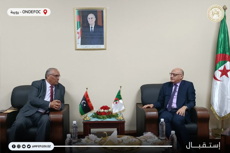 وزير التكوين و التعليم المهنيين الدكتور د.مرابي ياسين يستقبل نظيره من ليبيا