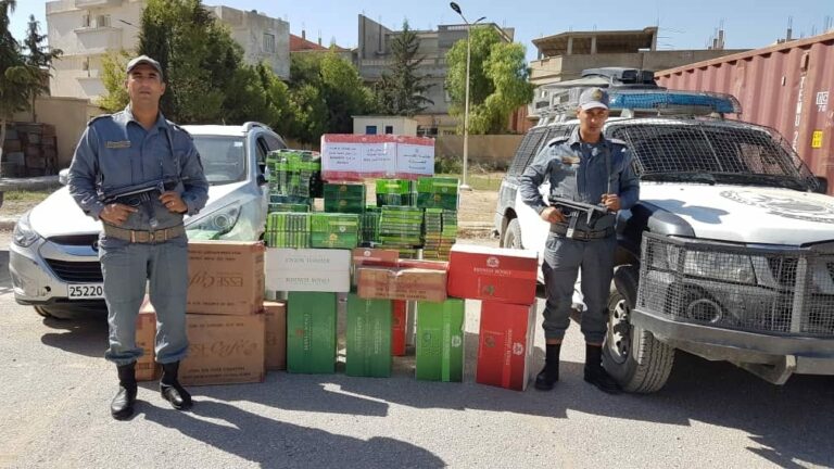 جمارك تبسة : حجز 1250 خرطوشة سجائر تم ضبطها على متن سيارة سياحية