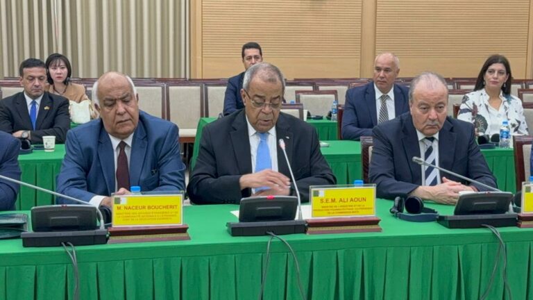 تواصل أشغال الدورة 12 للجنة المشتركة الجزائرية-الفيتنامية لليوم الثاني على التوالي