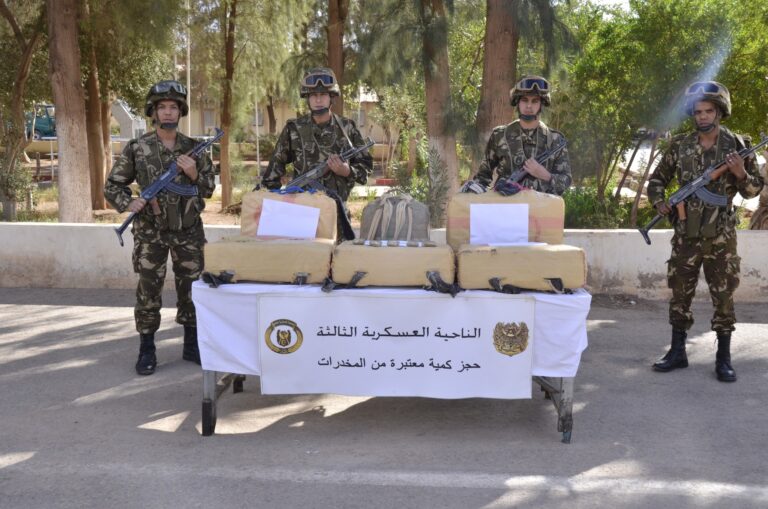 وزارة الدفاع : إحباط محاولة إدخال أزيد من 19 قنطار من الكيف المعالج عبر الحدود