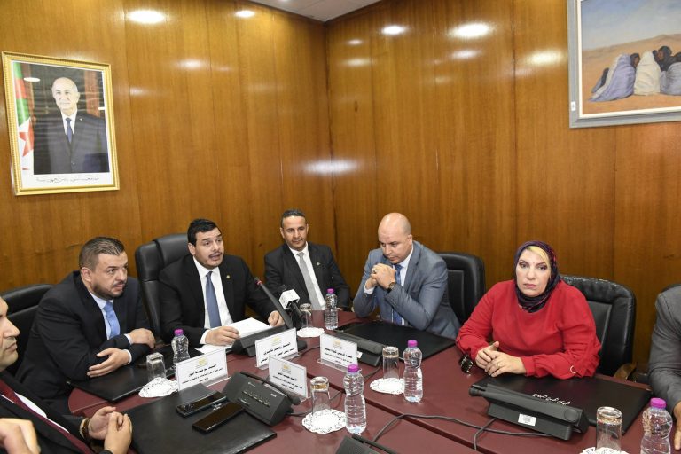 تنصيب اللجان الدائمة بالمجلس الشعبي الوطني