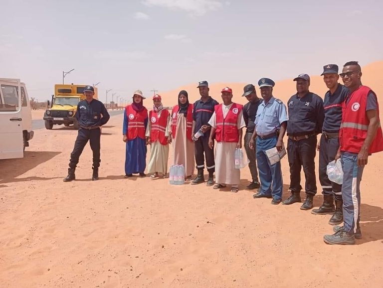 الهلال الأحمر ينظم حملات تحسيسية للوقاية من أشعة الشمس بولاية بشار