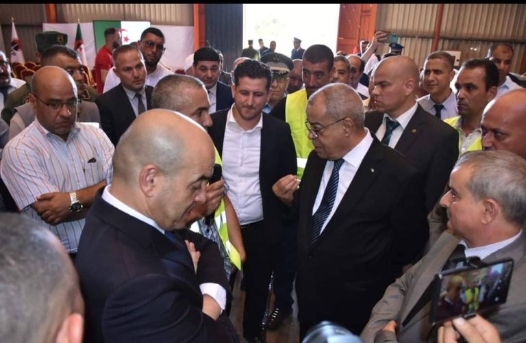عون يكشف عن اعادة بعث نشاط المصانع بعد استرجاعها من اشباه المستثمرين