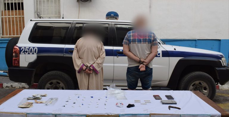 قسنطينة …الاطاحة بمروجين مخدرات وحجز كمية معتبرة من المخدرات الصلبة و الأقراص المهلوسة