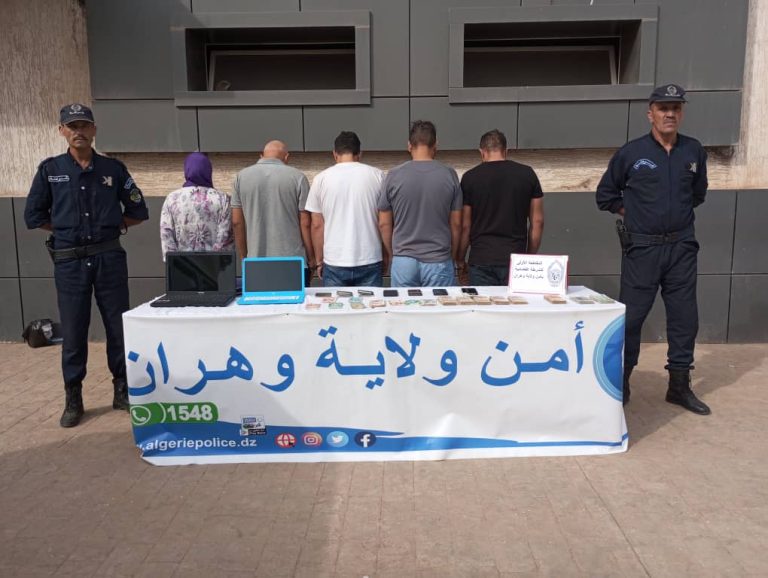 شرطة وهران تطيح بشبكة إجرامية لتنظيم رحلات الإبحار السري وتوقف الرأس المدبر