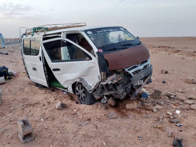 إصابة 06 أشخاص في حادث مرور بولاية أدرار