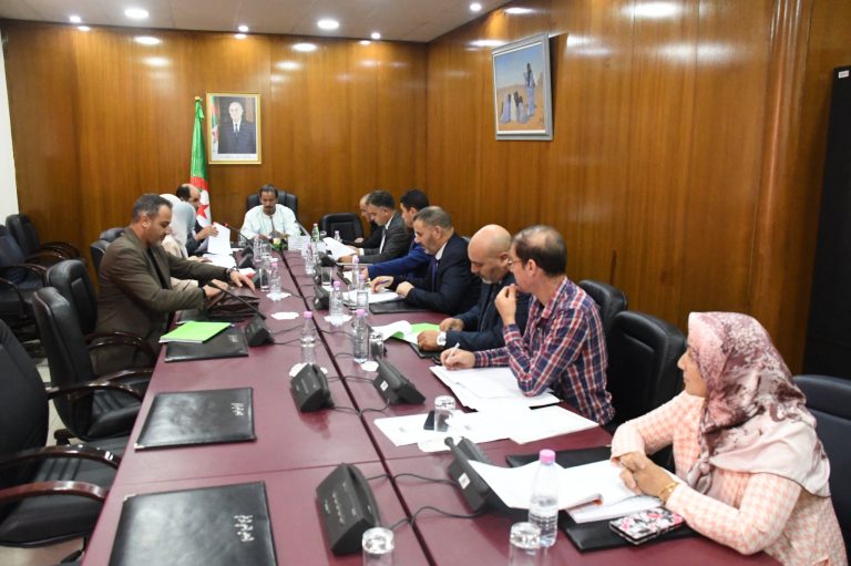 لجنة الفلاحة تشرع في دراسة أحكام مشروع القانون المتعلق بتسيير النفايات ومراقبتها وإزالتها