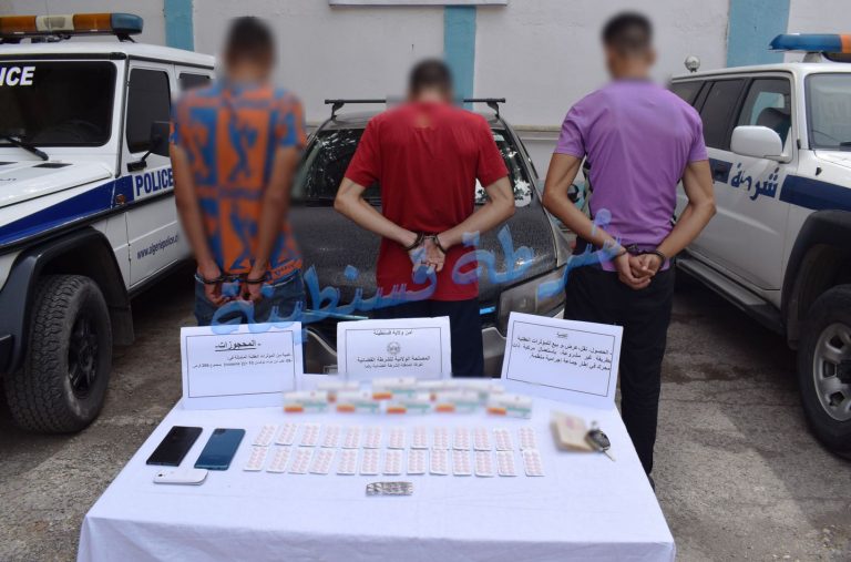 شرطة قسنطينة توقف 03 أشخاص وتحجز 266 كبسولة من المؤثرات العقلية