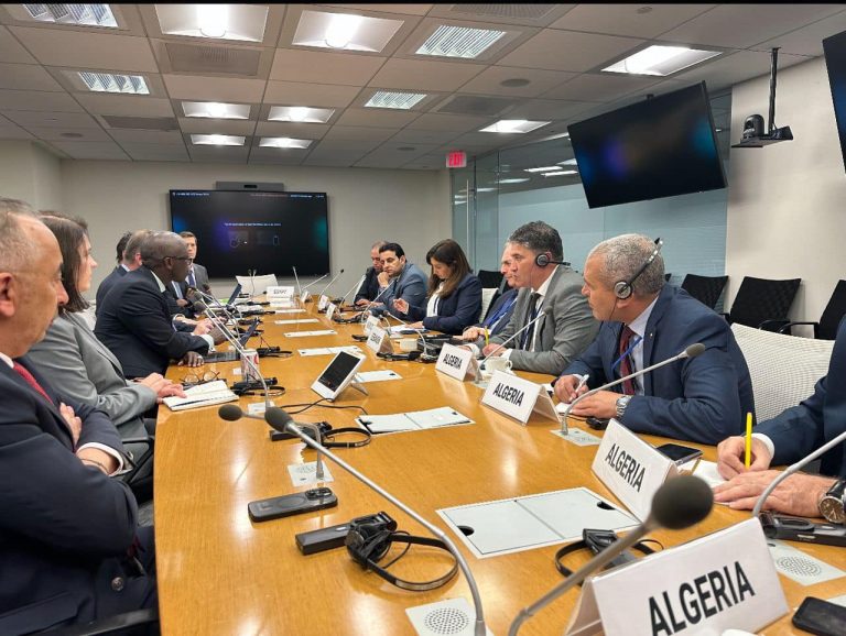 تعزيز التعاون بين المؤسسات المالية الدولية ودول المنطقة محور اجتماعات النواب مع خبراء صندوق النقد الدولي والبنك العالمي