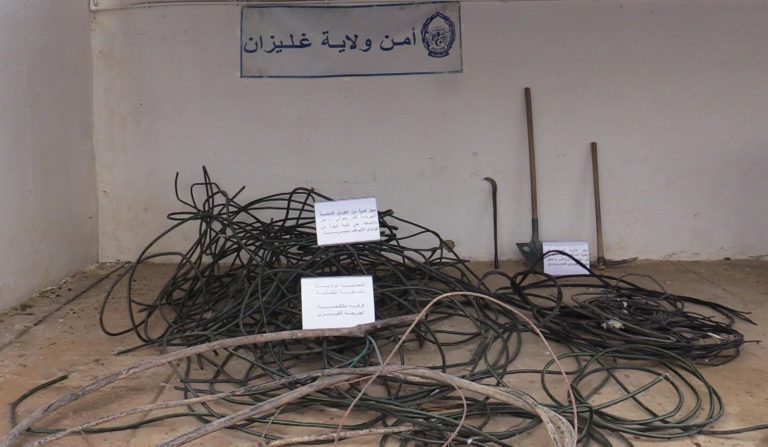 شرطة غليزان : توقيف شخص في عملية تلبس بسرقة الكوابل النحاسية
