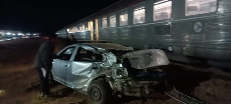 إصابة شخصين في حادث اصطدام قطار بسيارة بولاية تلمسان