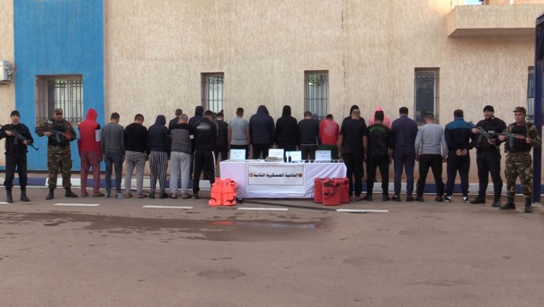 الـ SCLCO تطيح بشبكة إجرامية دولية منظمة مختصة في تهريب المهاجرين عبر البحر وتوقف 21 شخصا