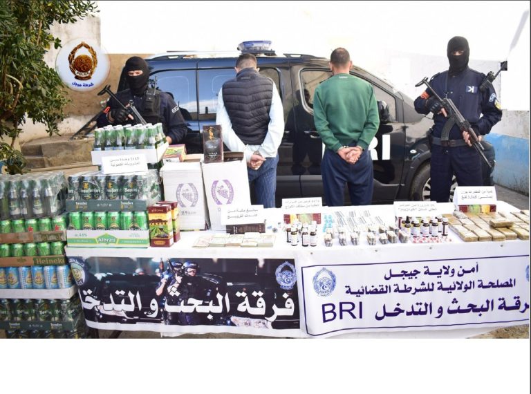 شرطة جيجل : توقيف 04 أشخاص وحجز كمية من المخدرات والمؤثرات العقلية