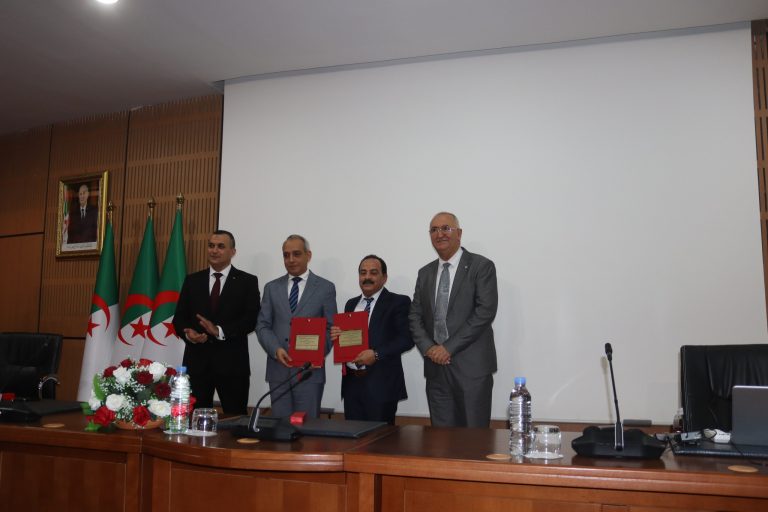 وزير المالية يشرف على مراسم استلام ودخول حيز الخدمة لشبكة الأنترنت الوطنية للمديرية العامة للأملاك الوطنية