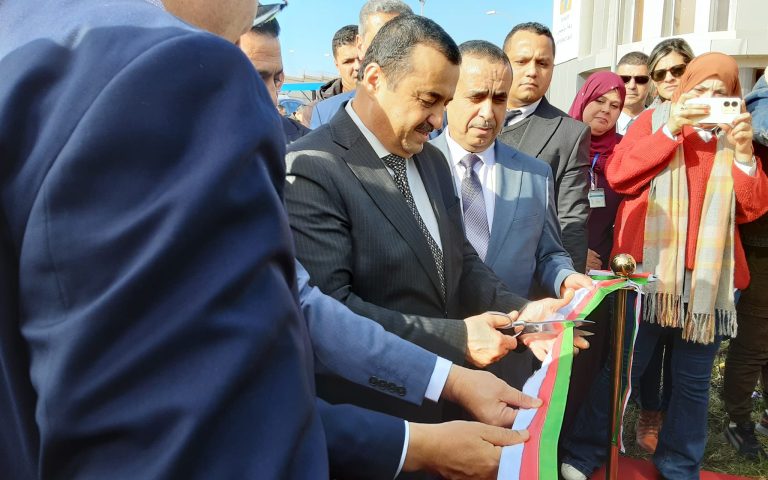 وزير الطاقة يضع حيز الخدمة لمحطة توليد الكهرباء ببوتليليس