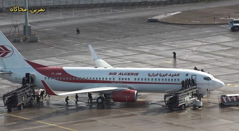 جمهرة العمليات الخاصة للشرطة تنفذ تمرين إفتراضي لحالة إختطاف طائرة واحتجاز ركابها