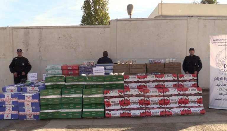 شرطة الجزائر العاصمة تحجز مواد تبغ وسجائر مقلدة بقيمة 350 مليون