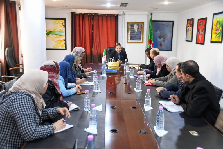 وزارة البيئة وجودة الحياة : إجتماع تنسيقي حول رقمنة القطاع