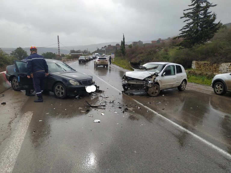 إصابة 04 أشخاص في حادث مرور بولاية سوق أهراس