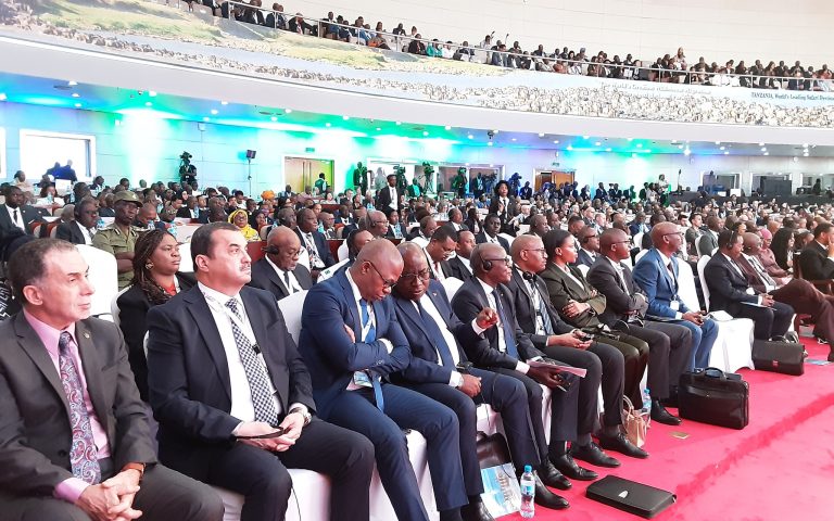 عرقاب يشارك في أعمال جلسة وزارية تحت شعار “السياسات والإصلاحات لتحويل قطاع الطاقة في إفريقيا”