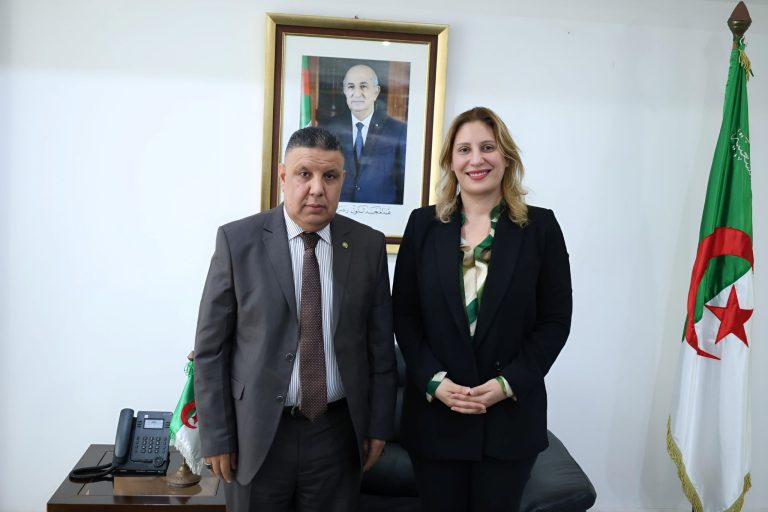 وزيرة البيئة السيدة نجيبة جيلالي تستقبل نائب بالمجلس الشعبي الوطني عن ولاية سيدي بلعباس