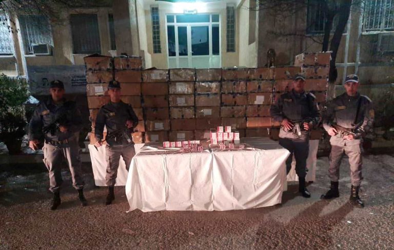 جمارك تبسة : توقيف شخص وحجز 439350 كبسولة مهلوسة من نوع بريغبالين