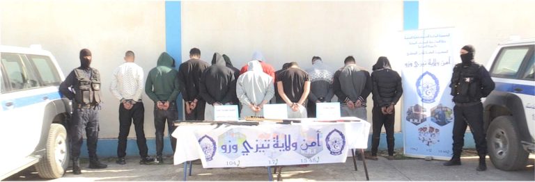 شرطة تيزي وزو تطيح بعصابة أحياء وتحجز أسلحة بيضاء