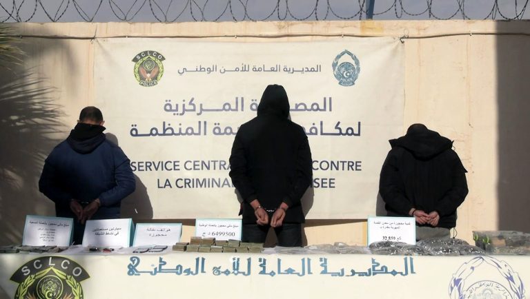 الـ “SCLCO” تطيح بشبكة إجرامية منظمة مختصة في التهريب وتسترجع أزيد من 32 كلغ من الفضة