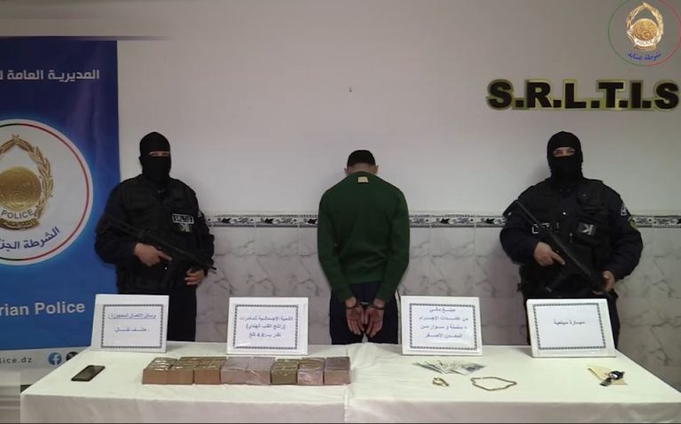 شرطة عنابة تطيح بمروج المخدرات وتحجز 4.6 كلغ من راتنج القنب الهندي
