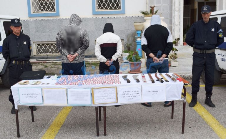 شرطة قسنطينة توقف 03 أشخاص وتحجز كمية من المؤثرات العقلية والمخدرات