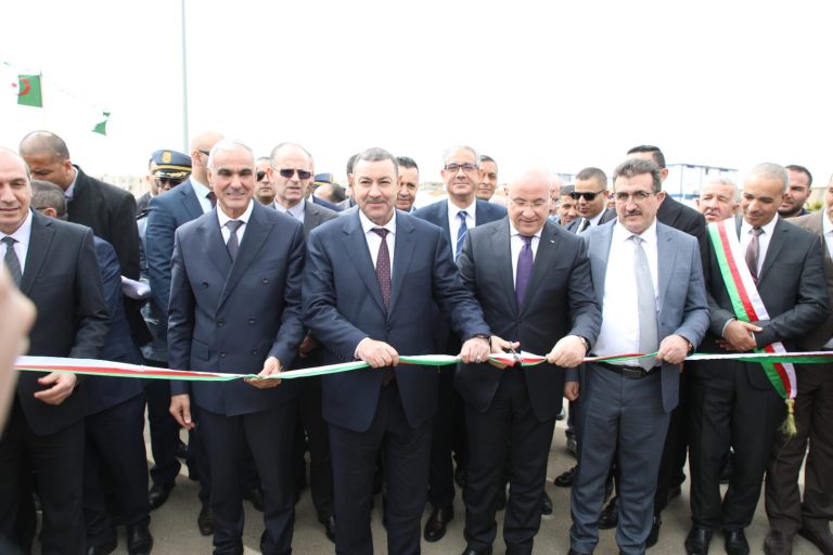 وضع حيز الخدمة ميناء الهضاب العليا