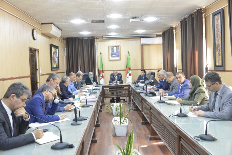 وزير التربية الوطنية محمد صغير سعداوي يترأس ندوة وطنية مع مديري التربية للولايات