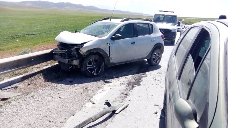 وفاة شخص وإصابة 02 آخرين في حادث مرور بولاية ميلة