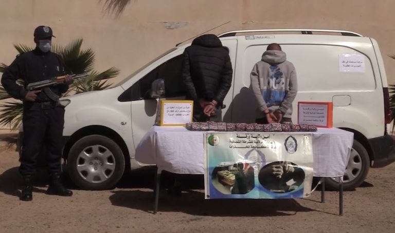 شرطة ورقلة توقف ثلاثة أشخاص وتحجز 32 ألف كبسولة من المؤثرات العقلية