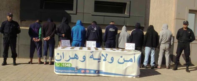 شرطة وهران : توقيف 10 أشخاص وحجز قرابة 03 كلغ من الكيف المعالج