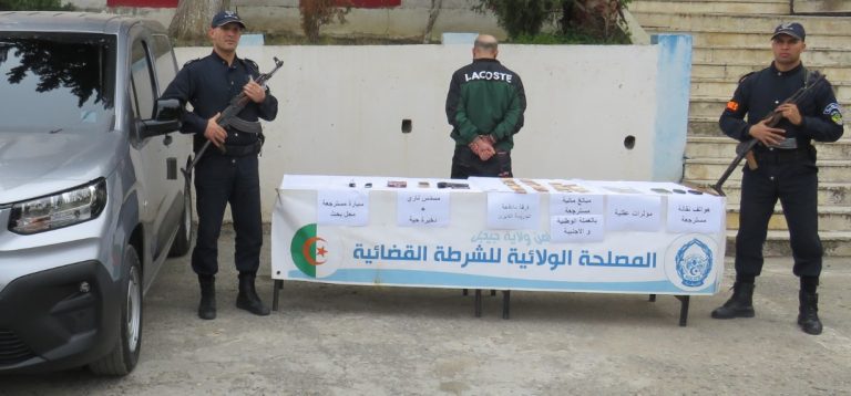 شرطة جيجل : توقيف شخص لتورطه في قضية جناية السرقة تحت طائلة التهديد بالعنف والاختطاف